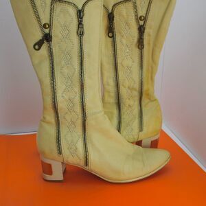 Sufinna Women's 36/6.5 US White High Knee Leather Zip Up Boots